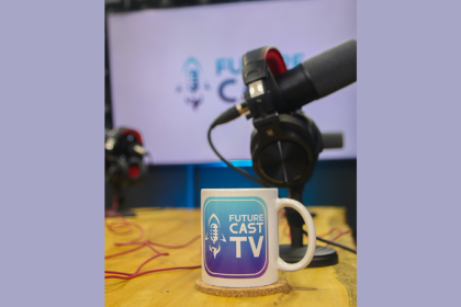 Future Cast TV revela como os podcasts corporativos fortalecem o branding e aproximam colaboradores por meio de narrativas autênticas.