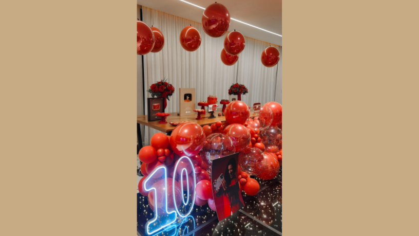 Dez anos de histórias e fé: Jaque Sobrinho celebra marco no YouTube com a Non Stop.