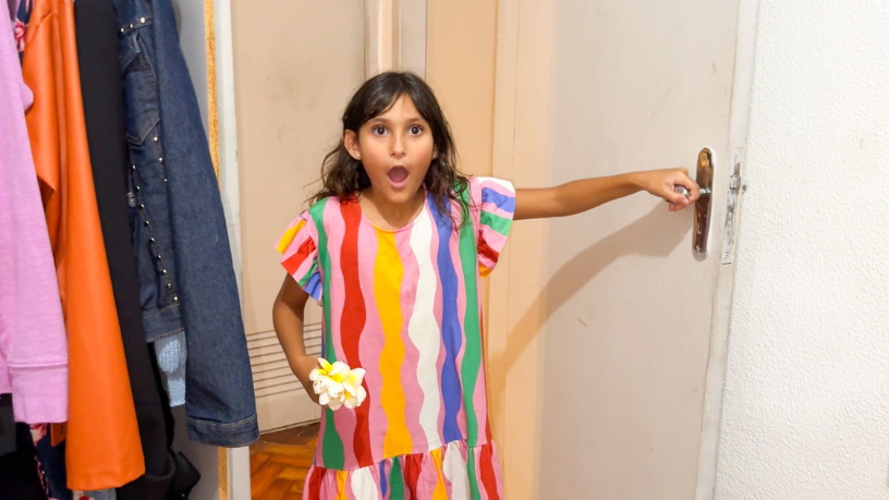 O novo episódio da Non Stop destaca a reação encantadora de uma fã ao receber Jaque Sobrinho em sua casa.