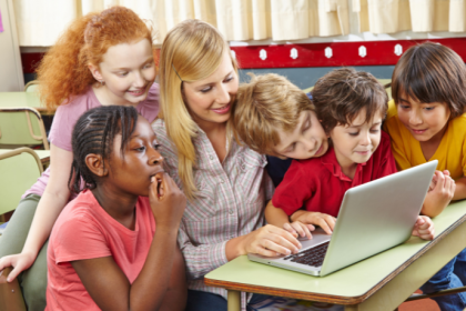 Como a tecnologia, na visão de Sérgio Bento De Araújo, aproxima estudantes de física e matemática e transforma a forma de aprender.