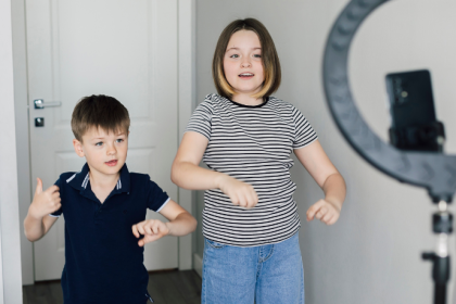 Lei Felca e a exposição infantil nas redes: o início de uma nova era para influenciadores digitais