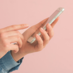 Influenciadores na política: como criadores de conteúdo estão mudando o jogo eleitoral no Brasil em 2026