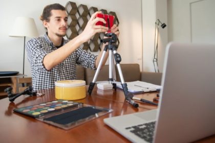 Lei dos Influencers amplia debate sobre publicidade digital e responsabilidade na internet