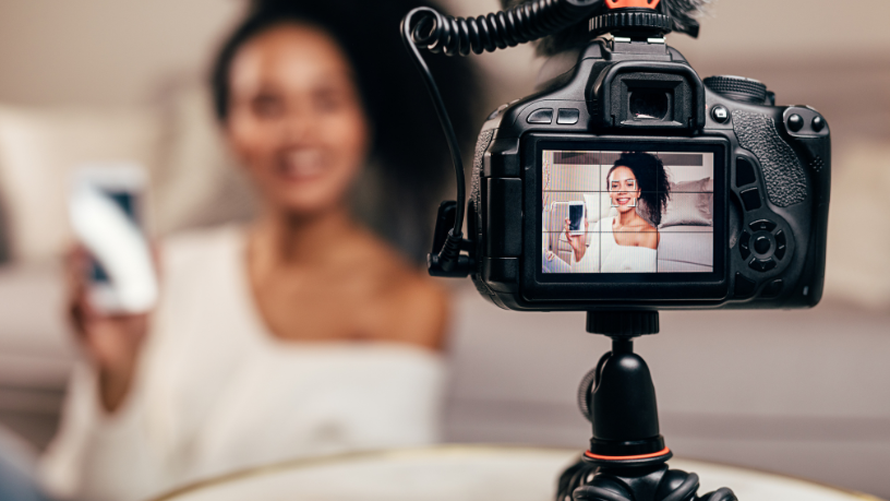TikTok amplia ferramentas de inteligência artificial para criadores: como a novidade pode mudar alcance, produção de vídeos e monetização
